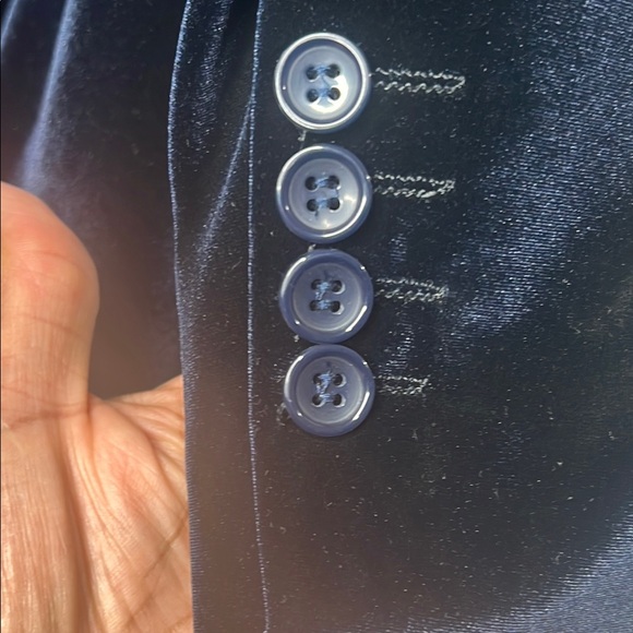 Men's Midnight Blue Velvet Blazer with Blue Paisley Ties - Picture 11 of 11